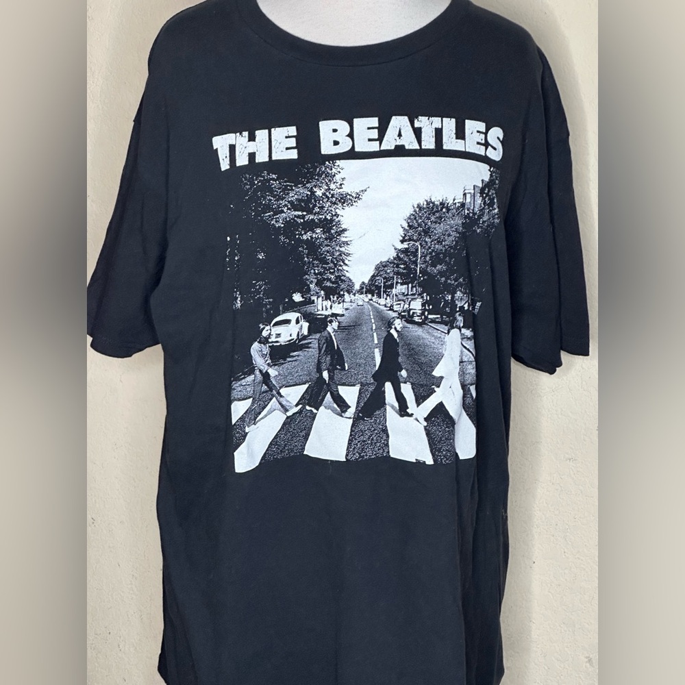 THE BEATLES Abbey Road TEE SHIRT BLACK WHITE SS SIZE XL -HALLOWEEN READY